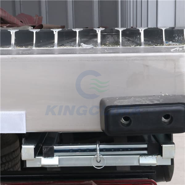 Firm XPS thermal box for transport